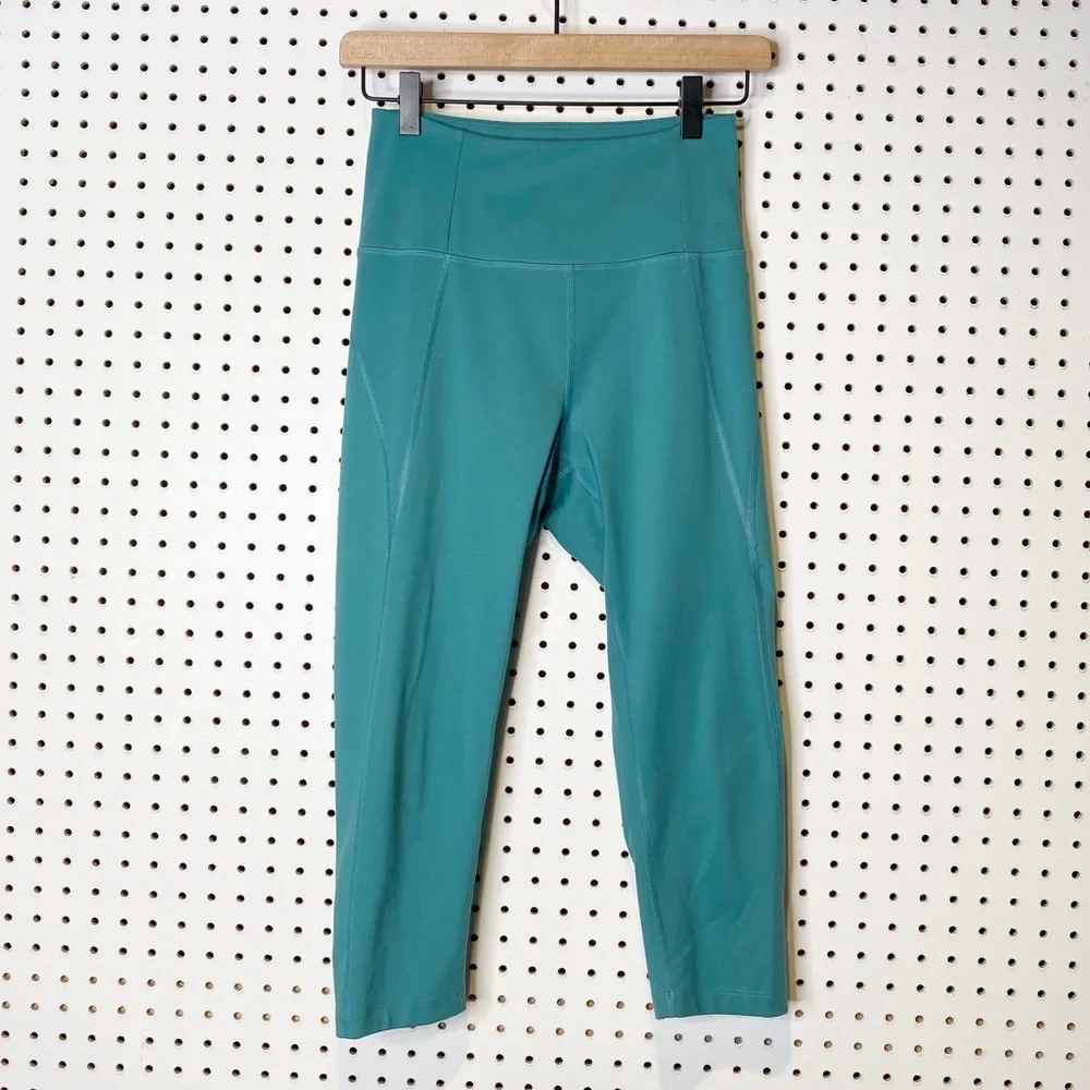 Girlfriend Collective‎ | Compressive High Waisted Capri Legging Sz. S